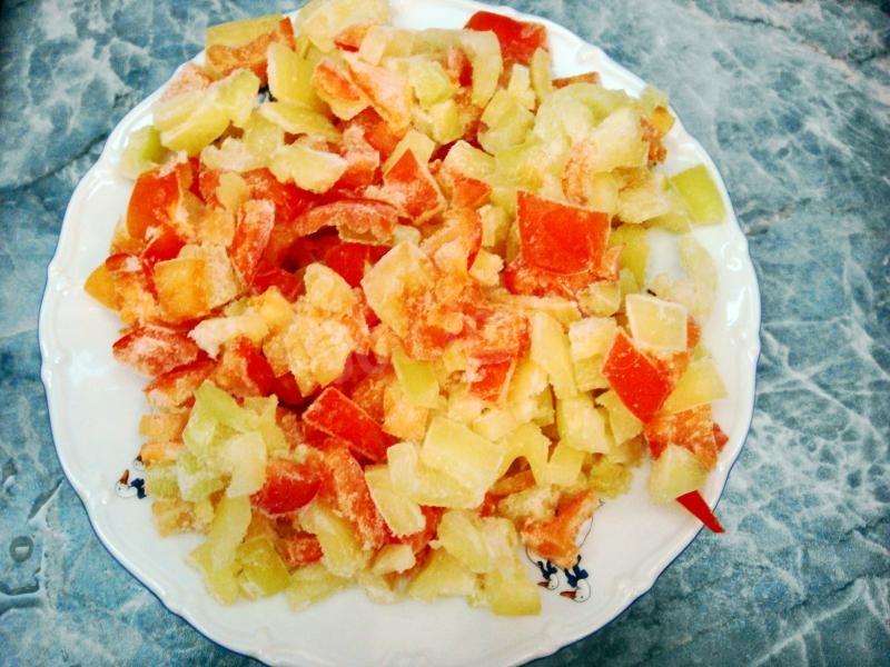 Шаг 3 приготовления Гуляш с овощами