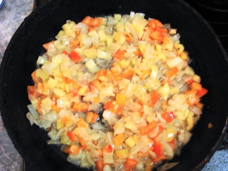 Шаг 4 приготовления Гуляш с овощами