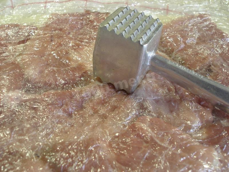 Шаг 1 приготовления Мясная плетенка