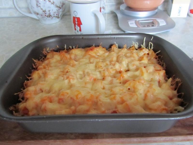 Шаг 14 приготовления Картофель с сосиской чесноком и майонезом в духовке