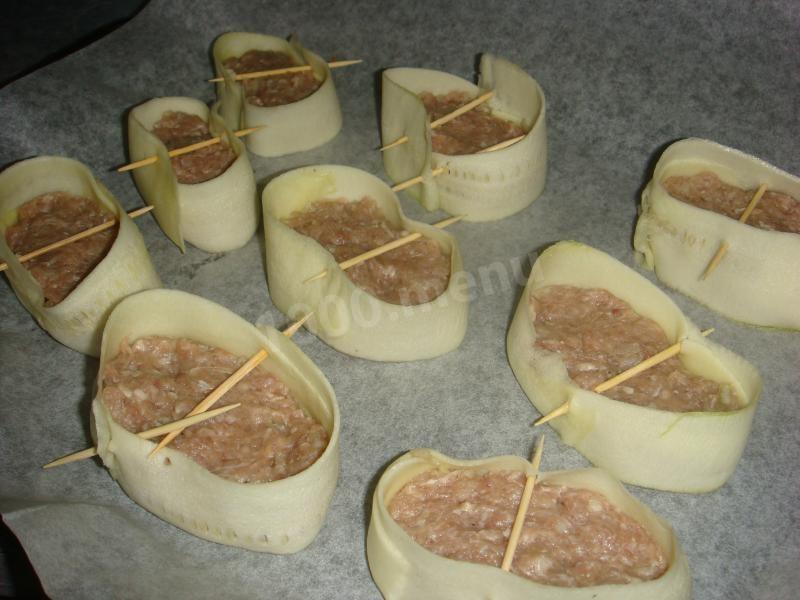 Шаг 4 приготовления Кабачковые корзинки с фаршем
