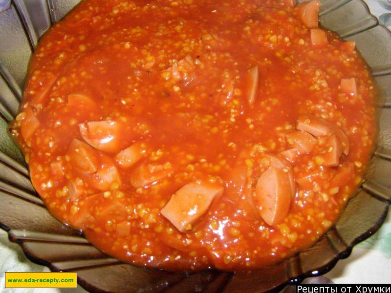 Обложка рецепта Подливка к гречке с мукой, сосисками и томатной пастой
