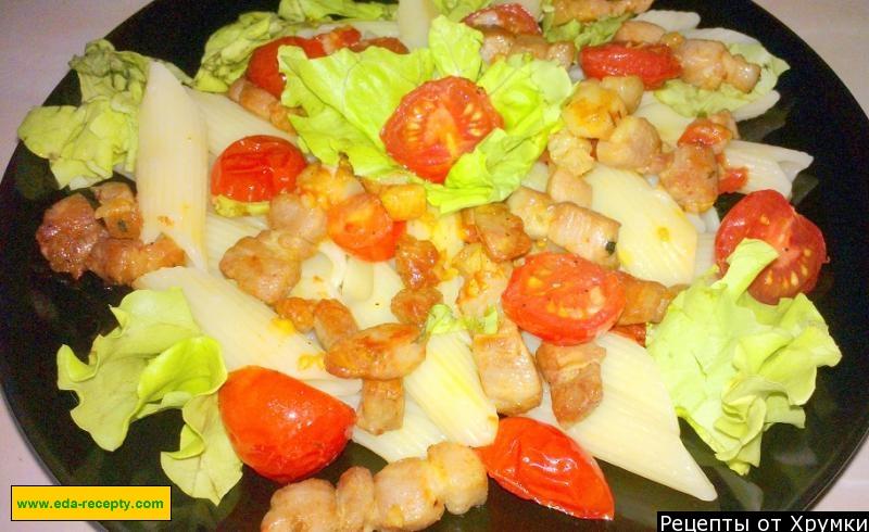 Шаг 9 приготовления Паста с беконом, помидорами черри, салатом-латуком и сыром