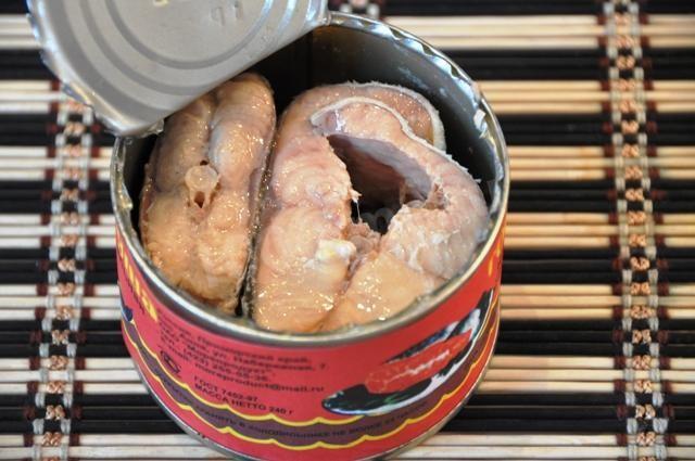 Шаг 4 приготовления Макароны с консервированным лососем