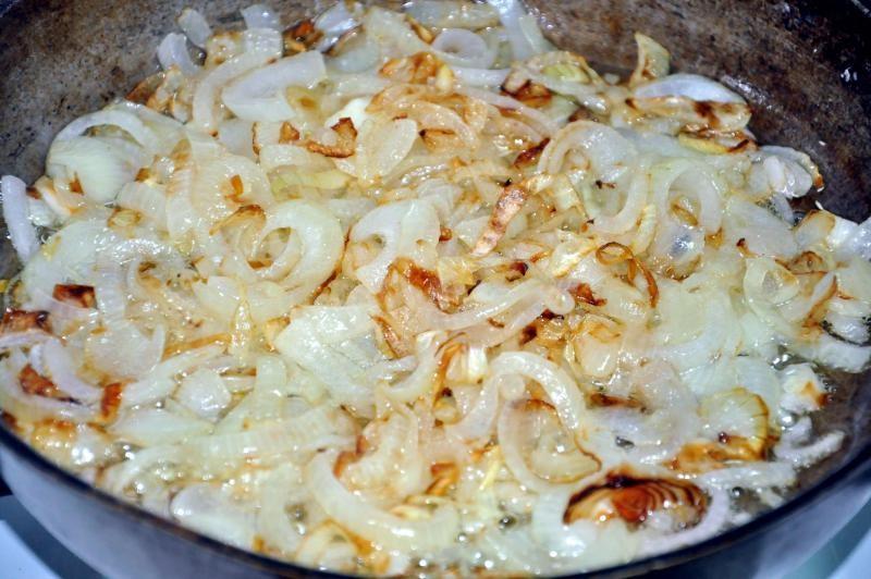 Шаг 4 приготовления Жаркое из курицы с грибами