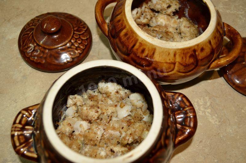 Шаг 8 приготовления Треска в горшочке с вином и рисом
