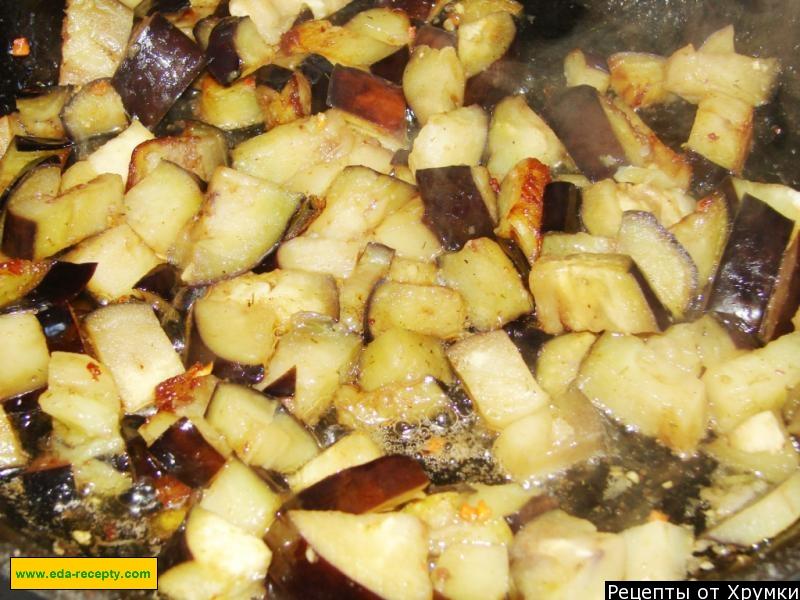 Шаг 4 приготовления Баклажаны с овощами и грецкими орехами на гарнир