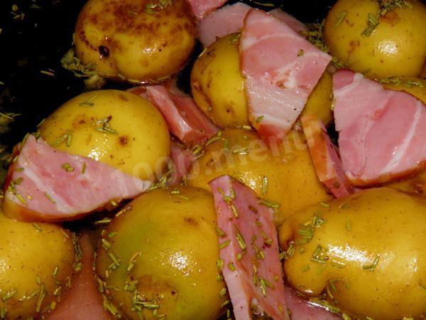 Шаг 9 приготовления Запеченный картофель с розмарином