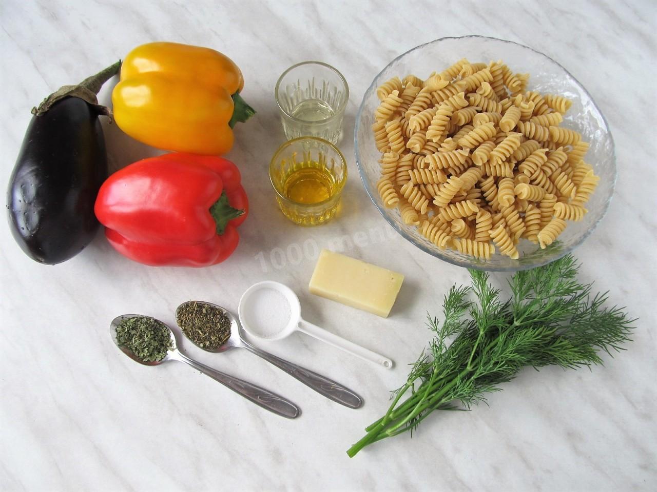 Шаг 1 приготовления Макароны с запеченными овощами и сыром в духовке