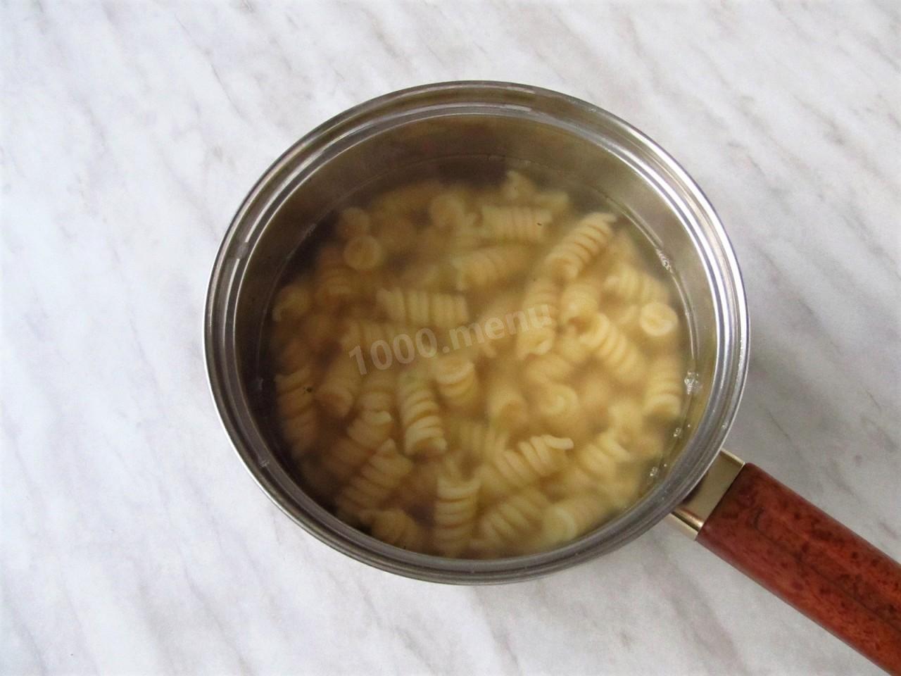 Шаг 7 приготовления Макароны с запеченными овощами и сыром в духовке
