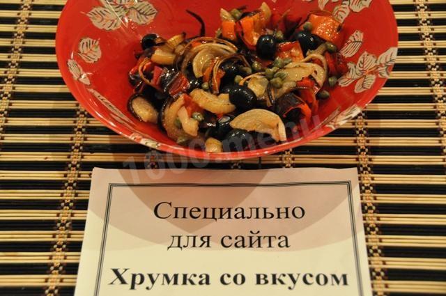 Шаг 9 приготовления Болгарский перец и лук на сковороде гриль с маслинами