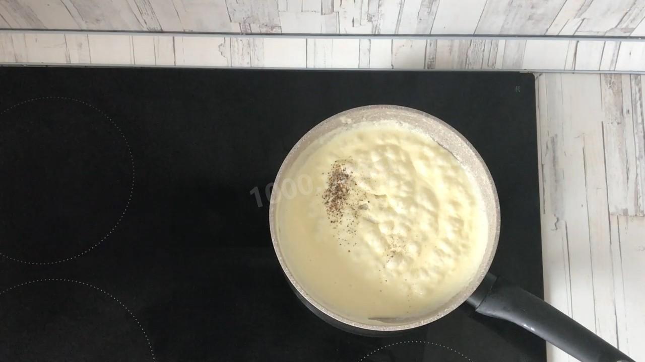 Шаг 4 приготовления Соус Альфредо для пасты