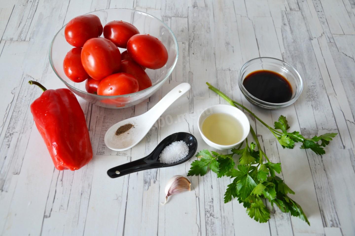Шаг 1 приготовления Томатная подливка к макаронам без мяса
