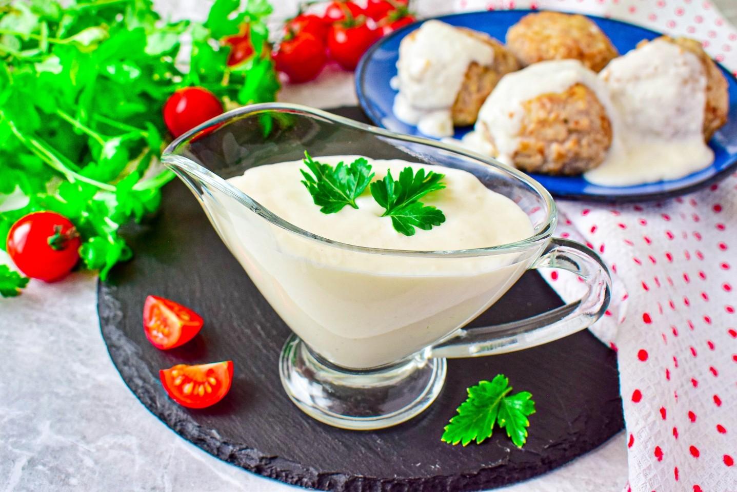 Обложка рецепта Сметанный соус подливка просто и вкусно