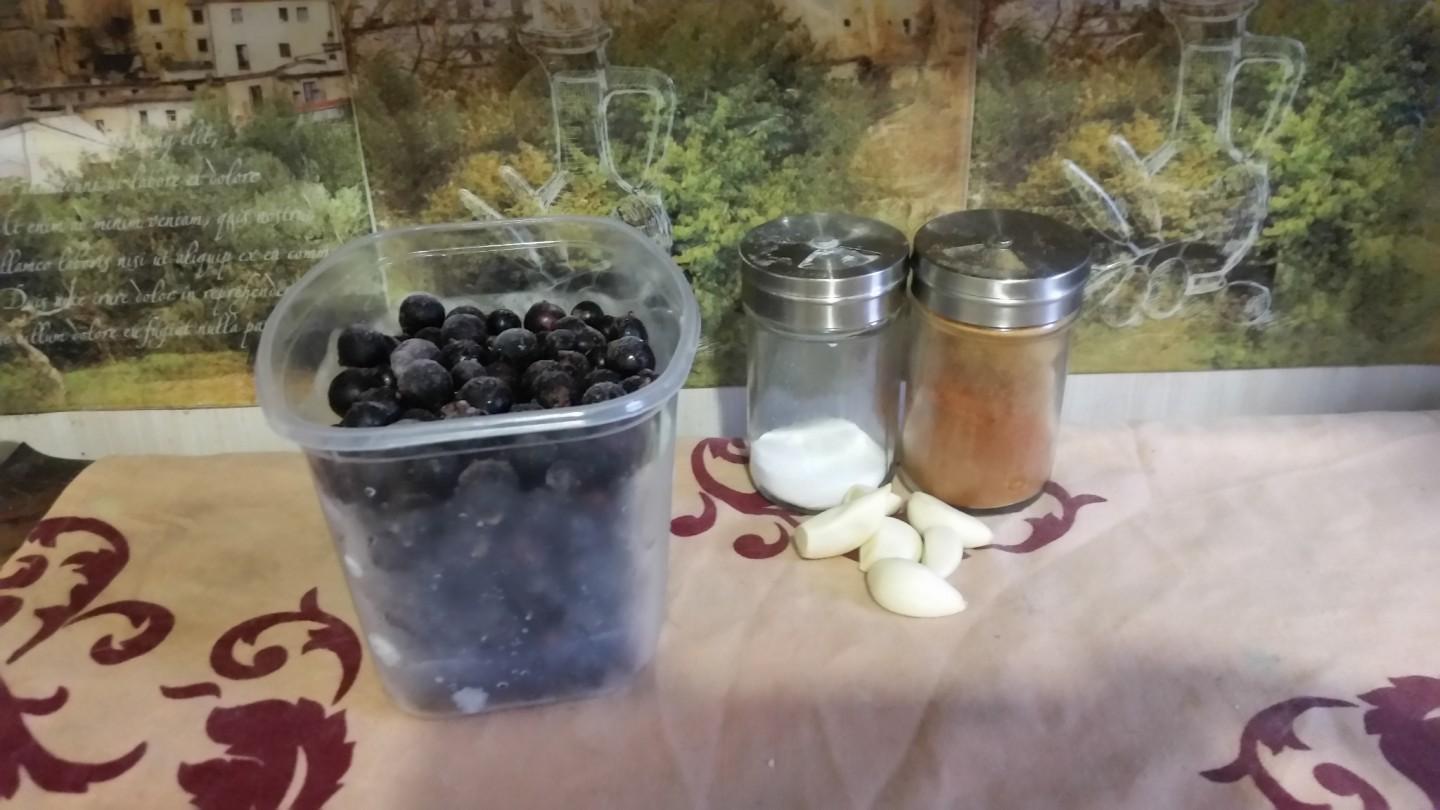 Шаг 1 приготовления Соус из ягод Черноморочка
