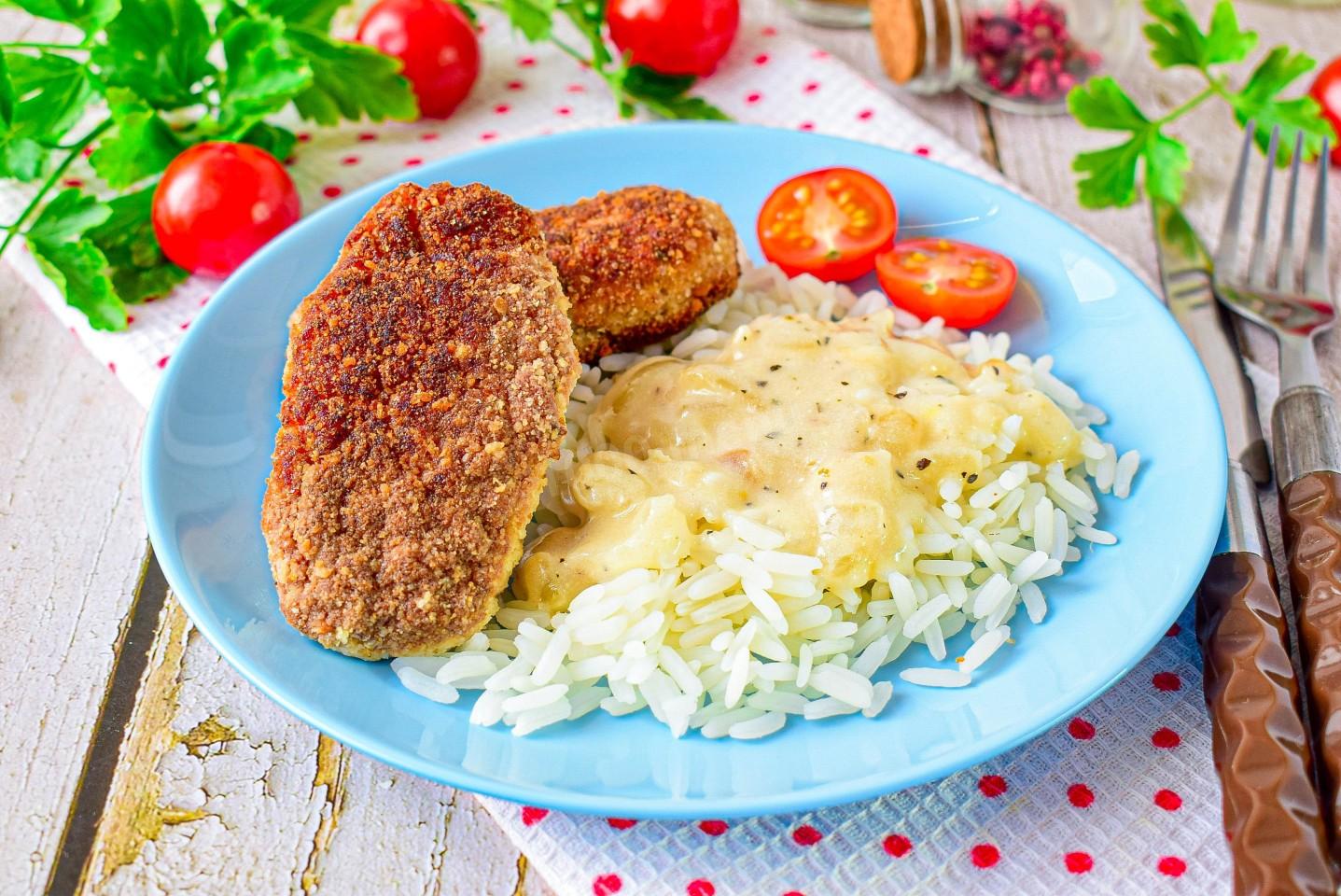 Шаг 10 приготовления Подливка с луком и сметаной