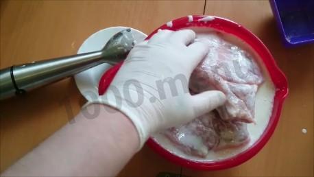 Шаг 4 приготовления Маринад для мяса на пиве и кефире