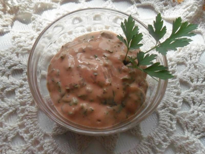 Шаг 8 приготовления Соус кетчунез с петрушкой