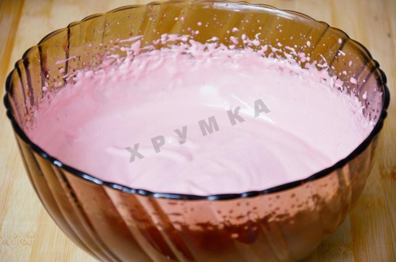 Шаг 6 приготовления Десерт Клубничные облака с желатином