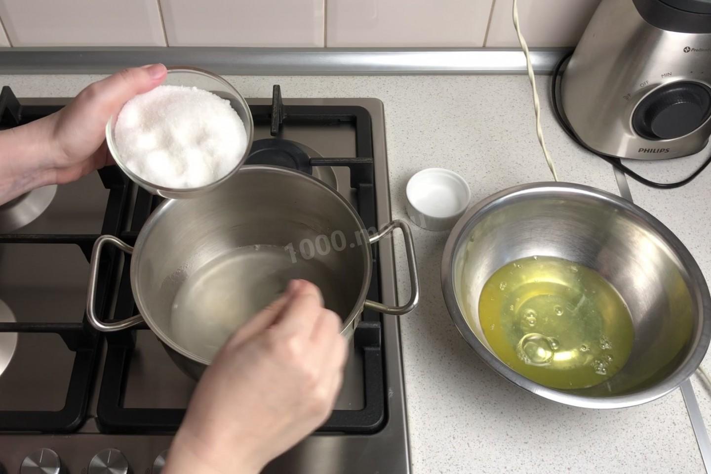 Шаг 5 приготовления Конфеты Птичье молоко домашние на агар агаре