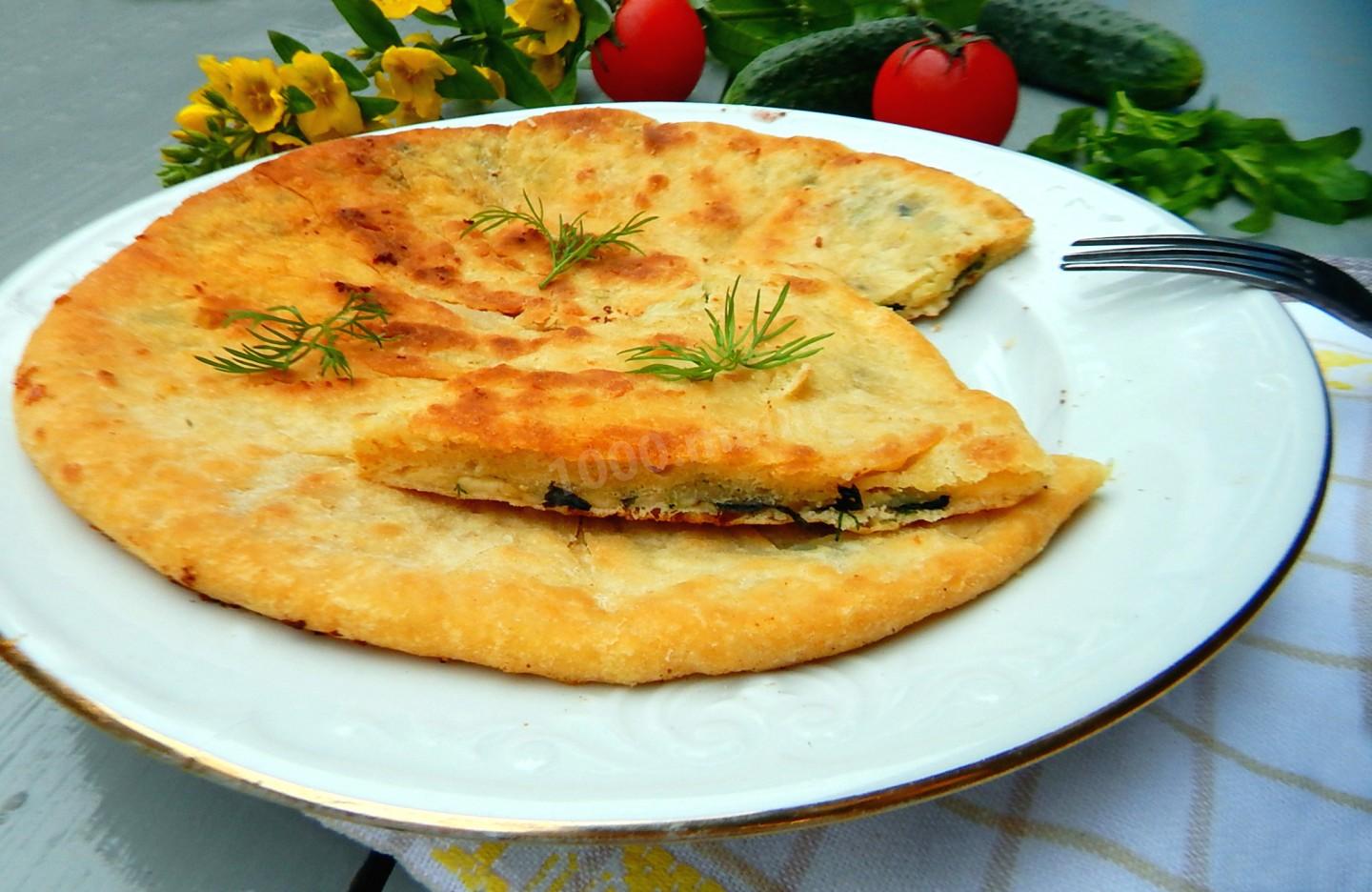 Шаг 11 приготовления Лепешки с начинкой на сковороде