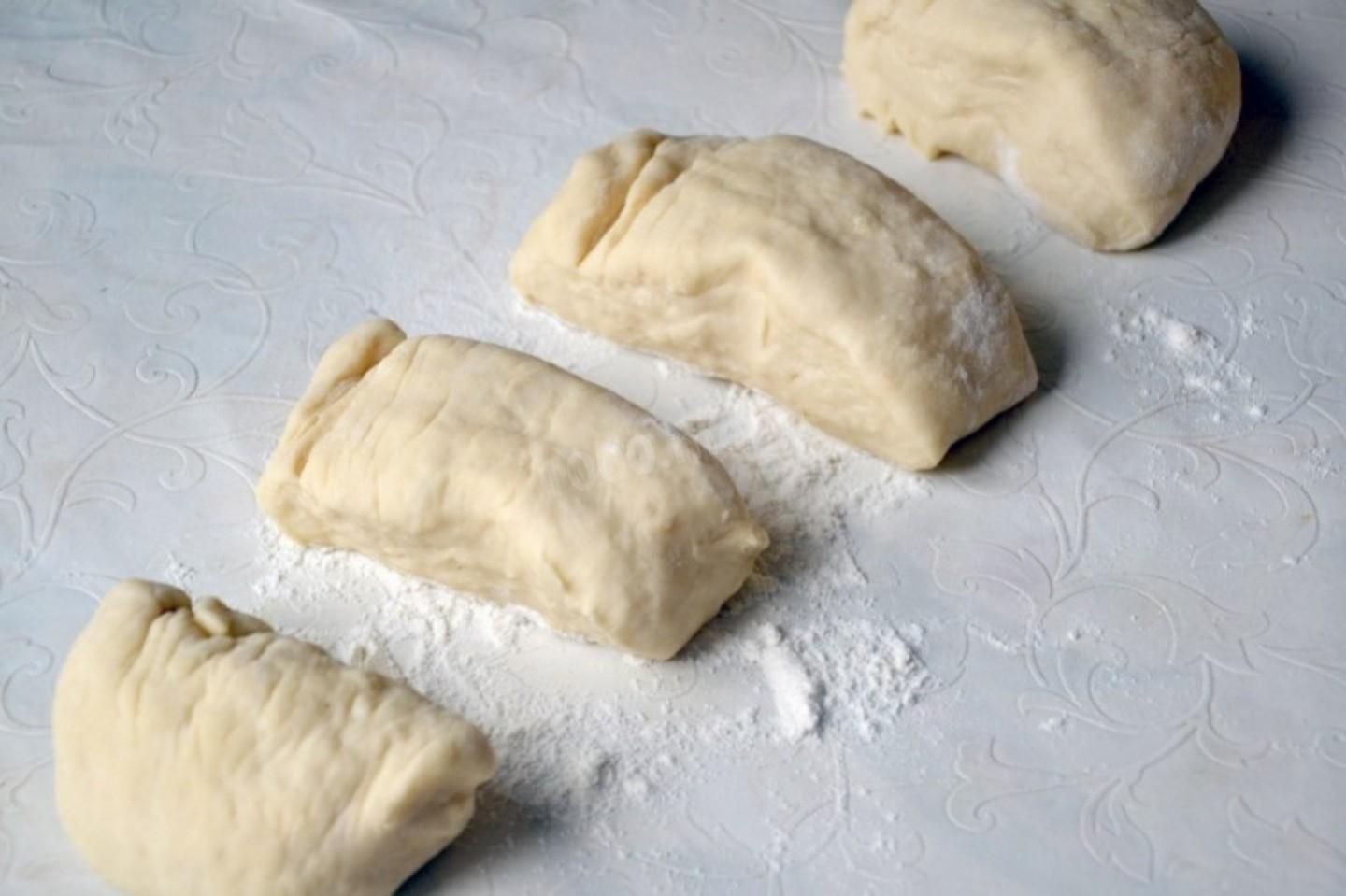 Шаг 7 приготовления Хачапури с творогом и сыром на сковороде