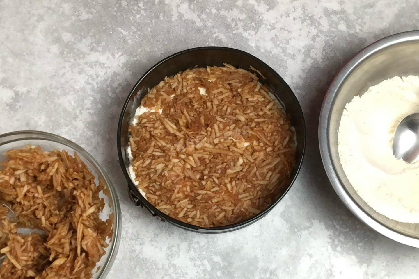 Шаг 8 приготовления Насыпной пирог с яблоками