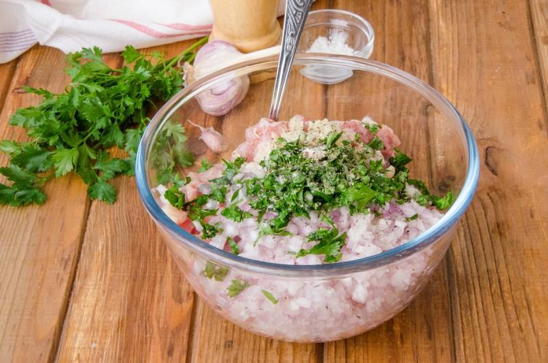 Шаг 12 приготовления Самса с курицей из слоеного теста