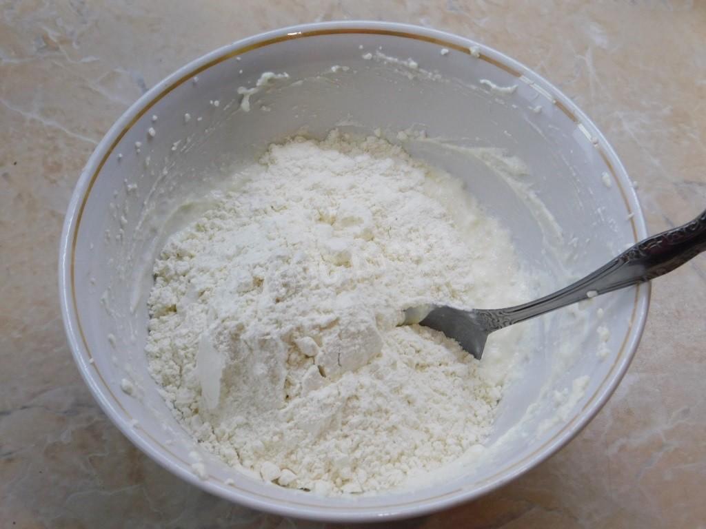 Шаг 4 приготовления Пончики из творога