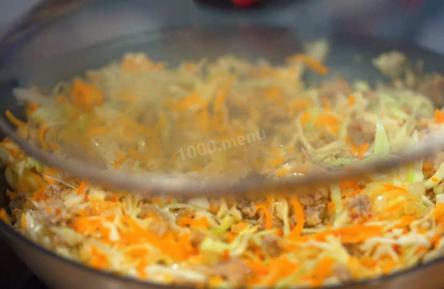Шаг 27 приготовления Пирожки с капустой мясом в духовке