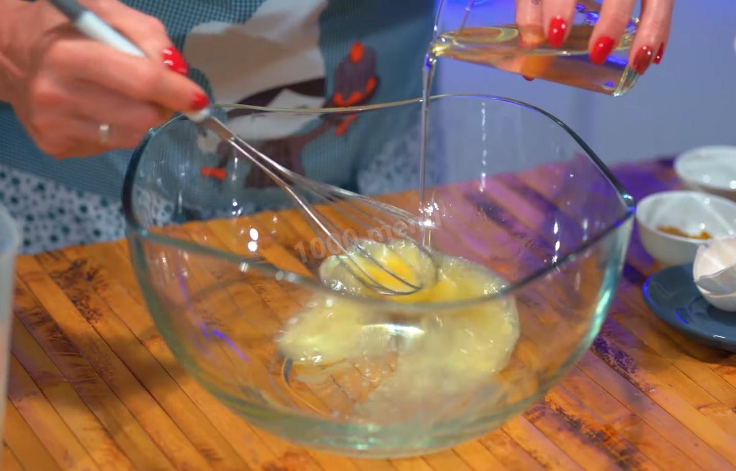 Шаг 9 приготовления Пирожки с капустой мясом в духовке