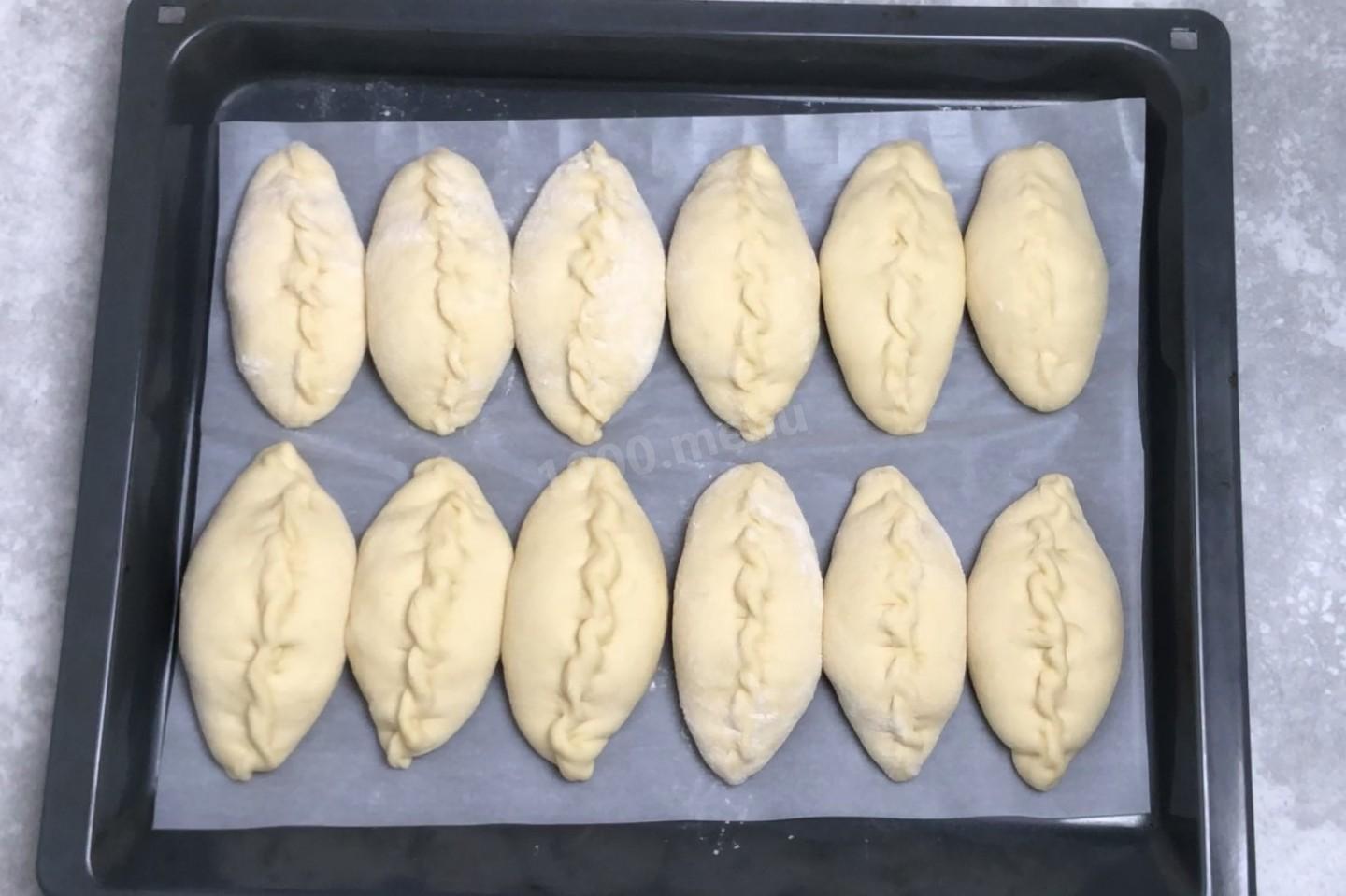 Шаг 22 приготовления Пирожки с рисом и яйцом в духовке