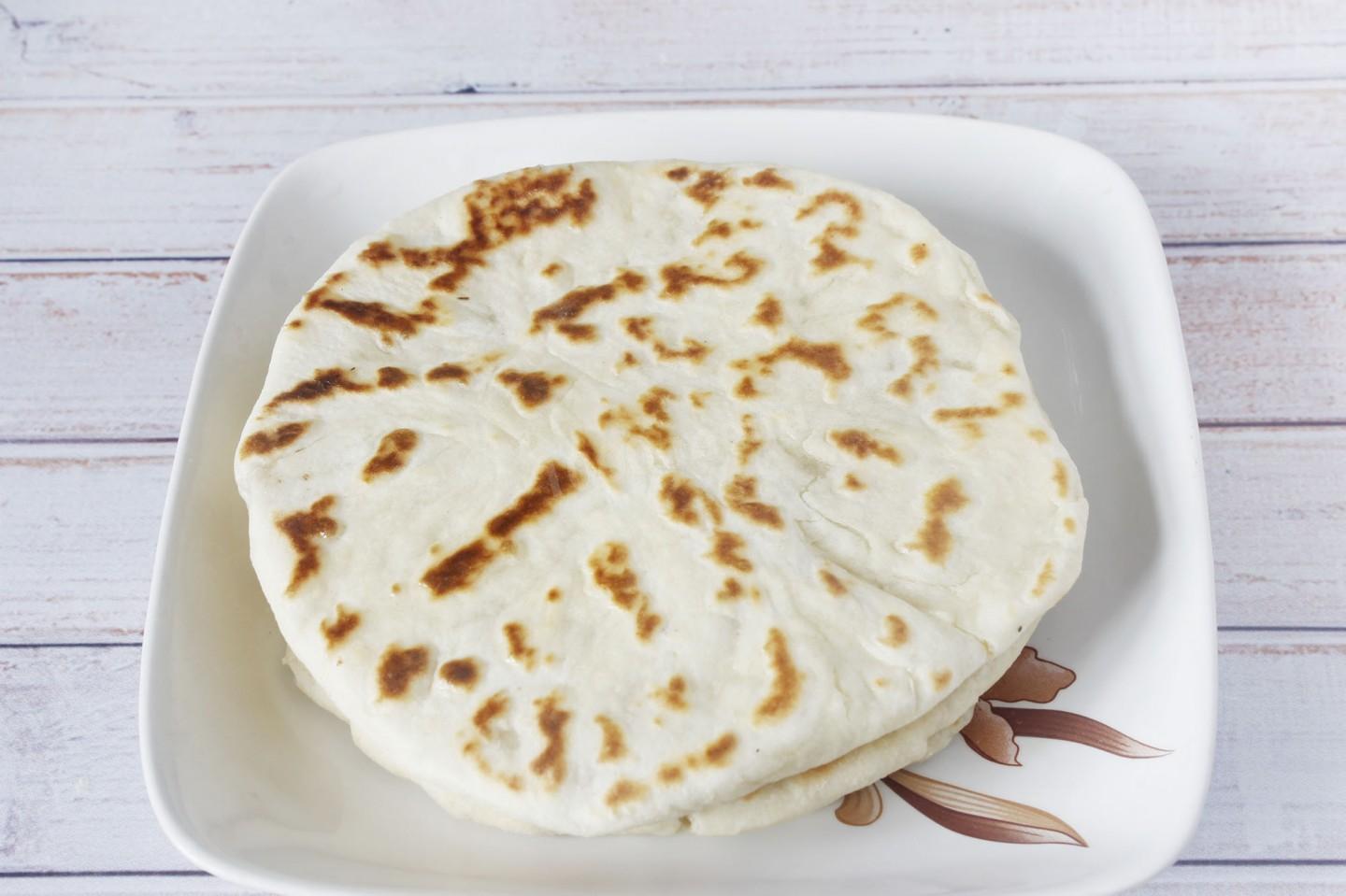 Шаг 11 приготовления Лепешки с картошкой на сковороде