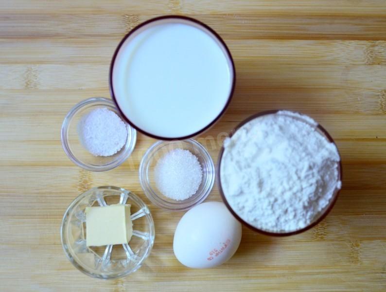 Шаг 1 приготовления Блины с ветчиной и сыром