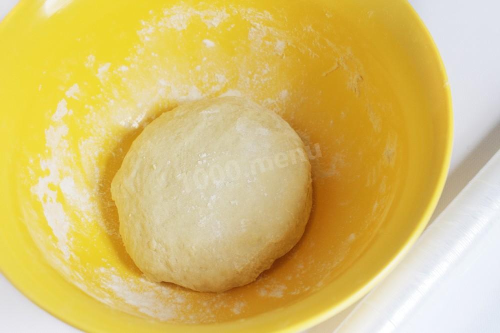 Шаг 3 приготовления Беляши с мясом в духовке