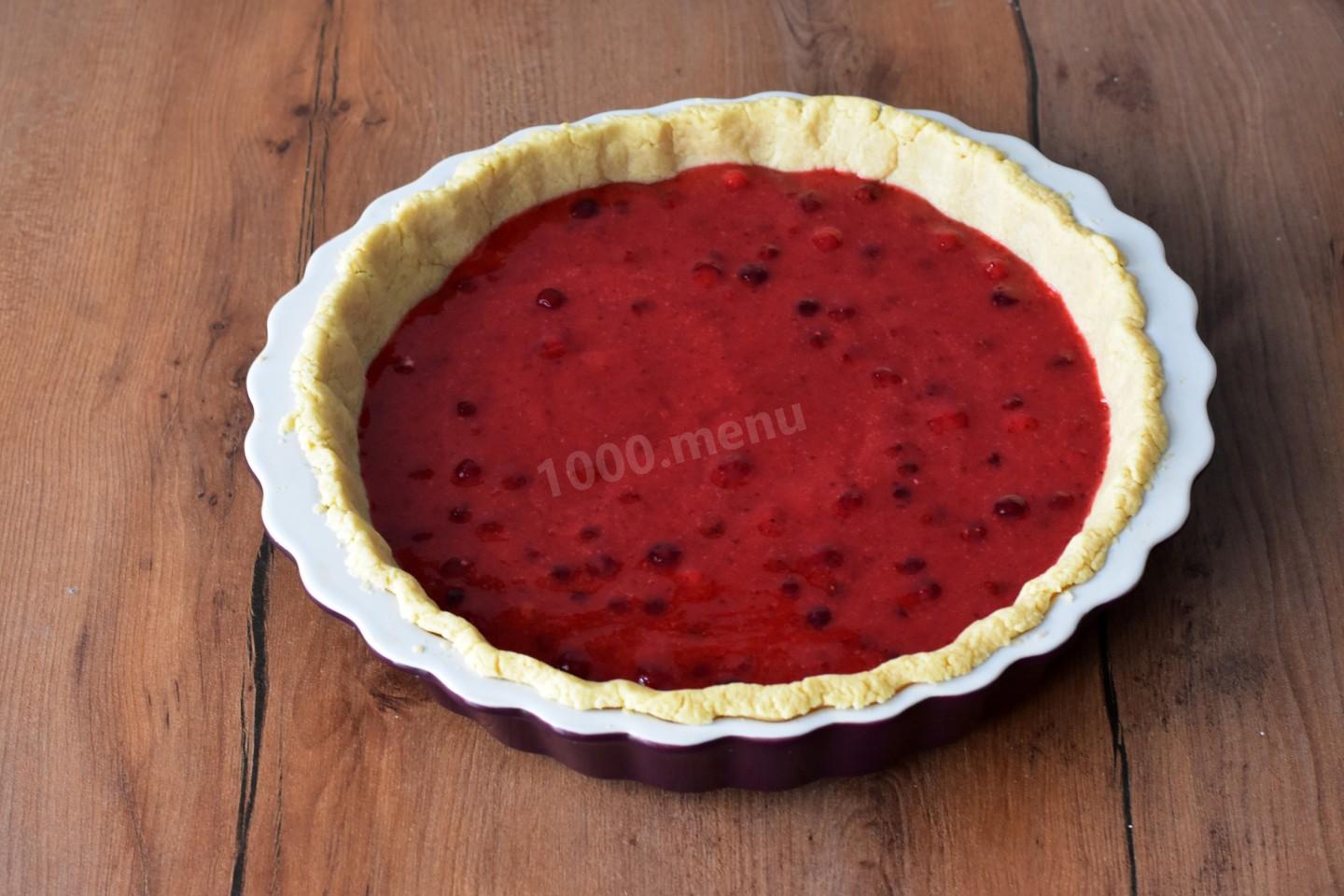 Шаг 14 приготовления Пирог с клюквой