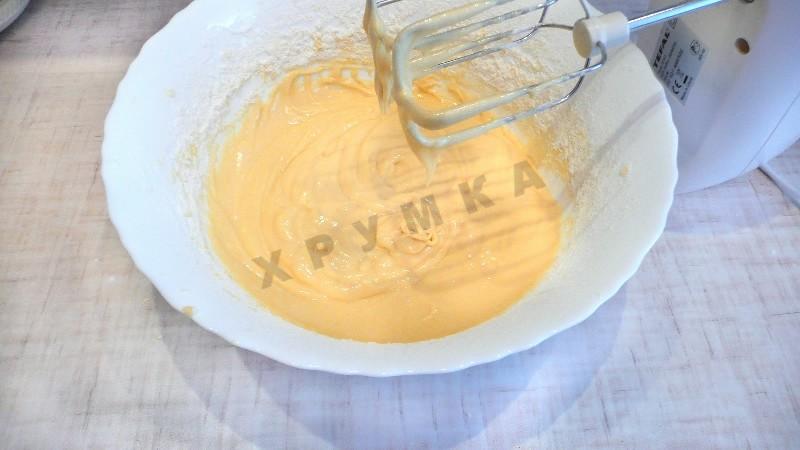 Шаг 14 приготовления Торт Ромашка