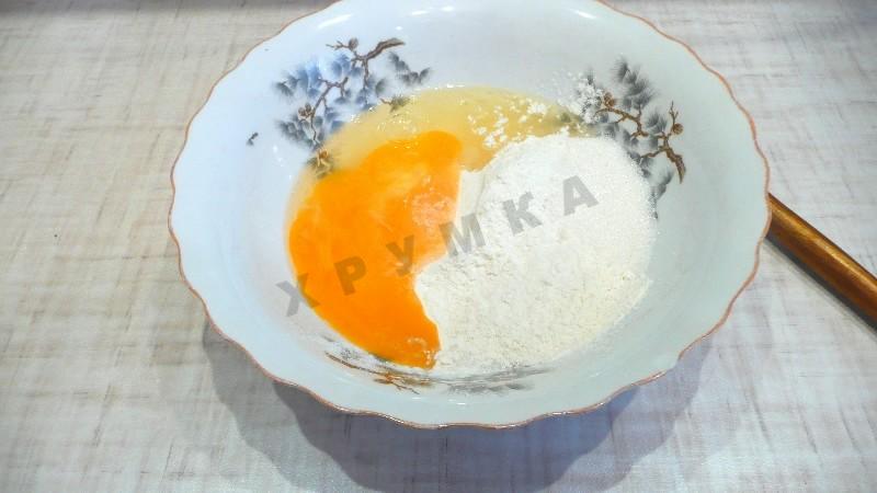 Шаг 17 приготовления Торт Ромашка