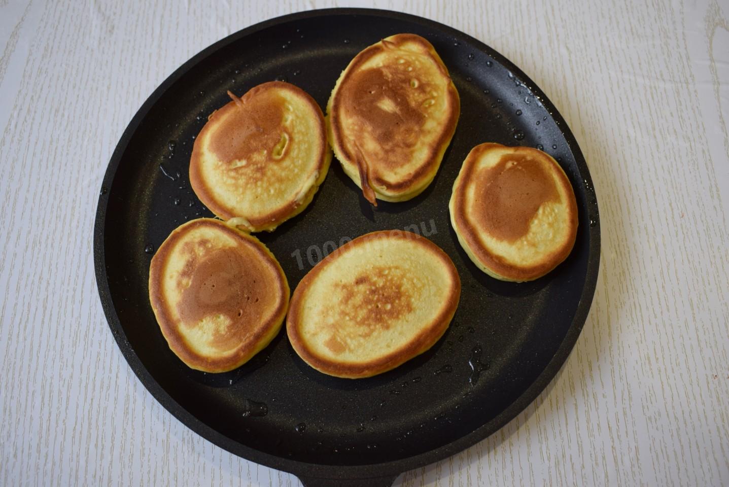 Шаг 7 приготовления Оладьи на сметане пышные без дрожжей быстро и вкусно