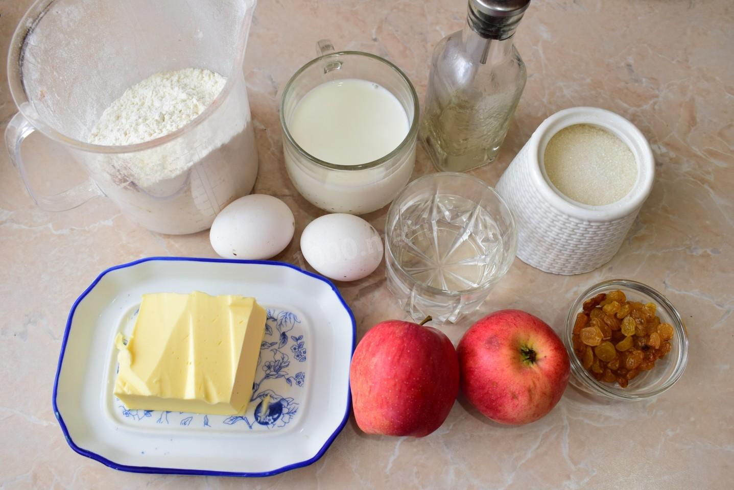 Шаг 1 приготовления Блинчики с начинкой из яблок и корицей