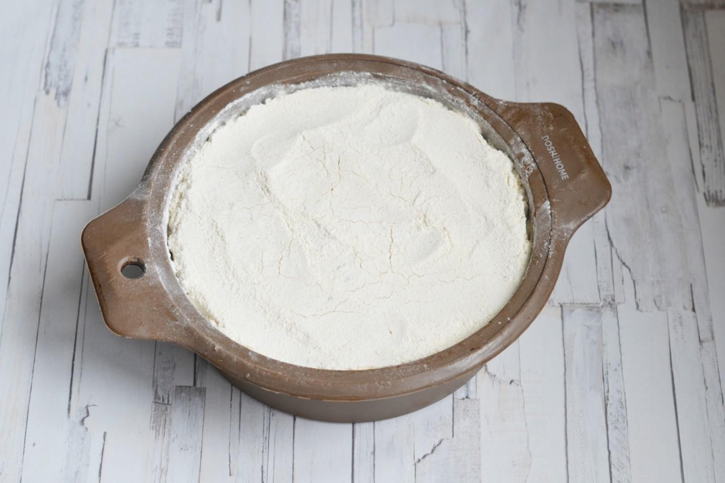 Шаг 8 приготовления Насыпной пирог с манкой и яблоками