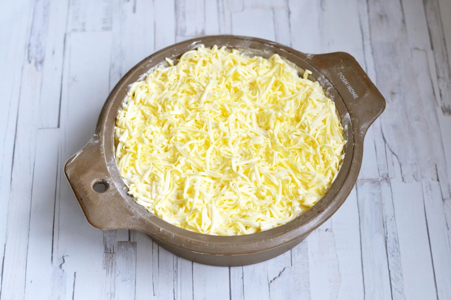 Шаг 9 приготовления Насыпной пирог с манкой и яблоками