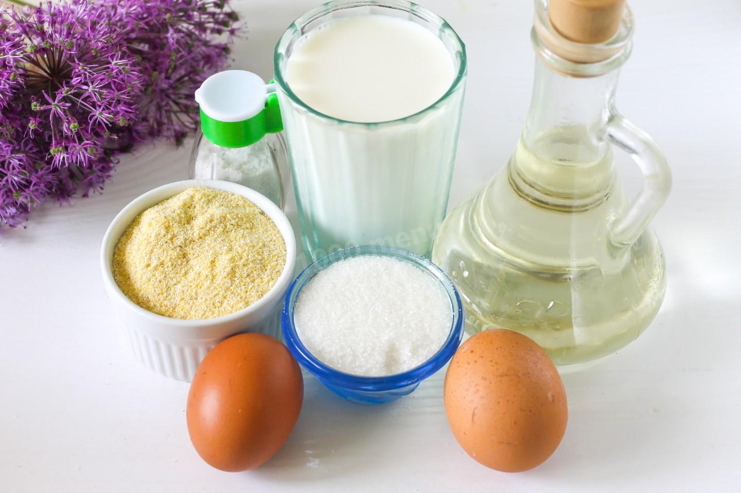 Шаг 1 приготовления Блины из кукурузной муки