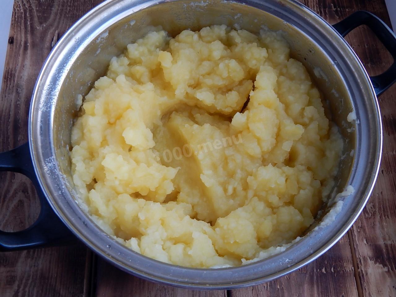 Шаг 5 приготовления Осетинский пирог с картошкой и сыром