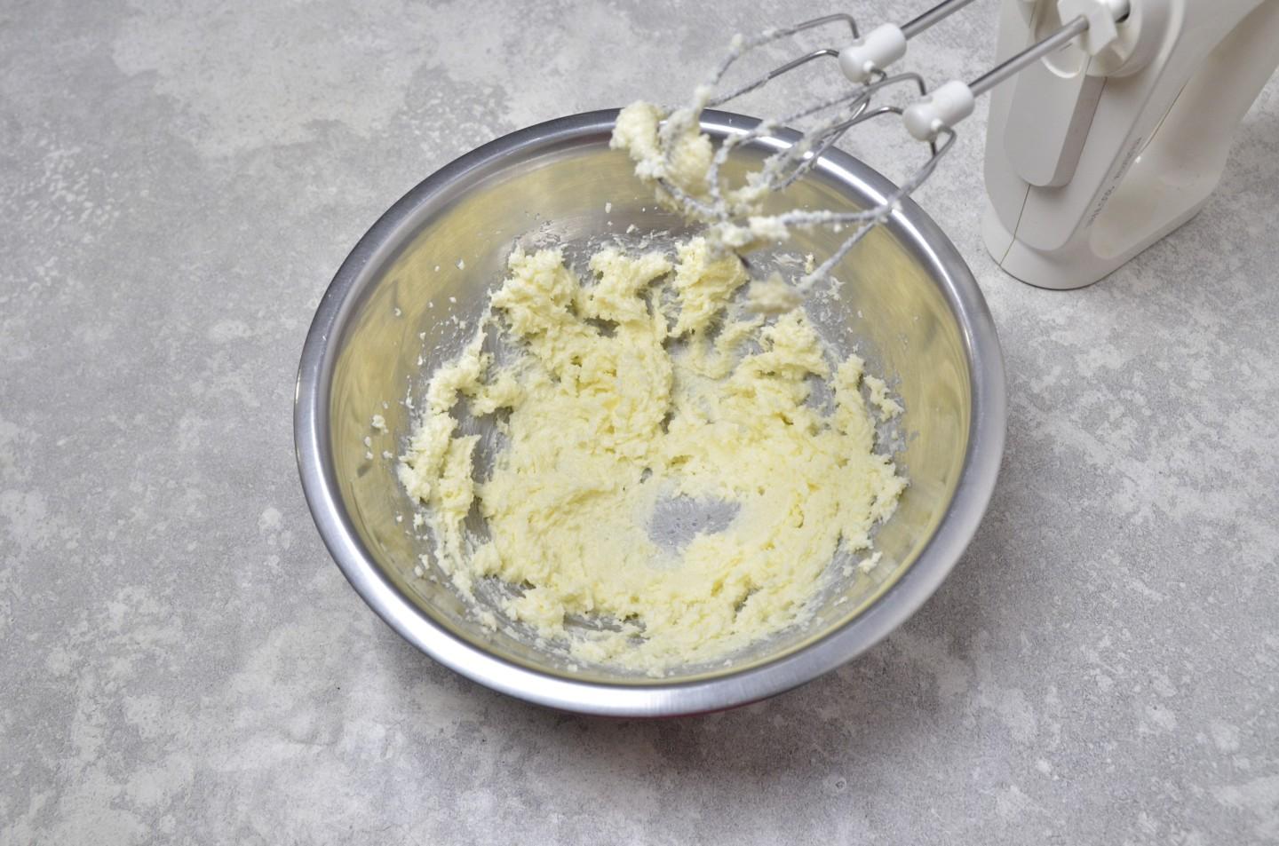 Шаг 2 приготовления Венский пирог с вишней