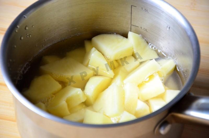 Шаг 2 приготовления Пирожки с картошкой и грибами