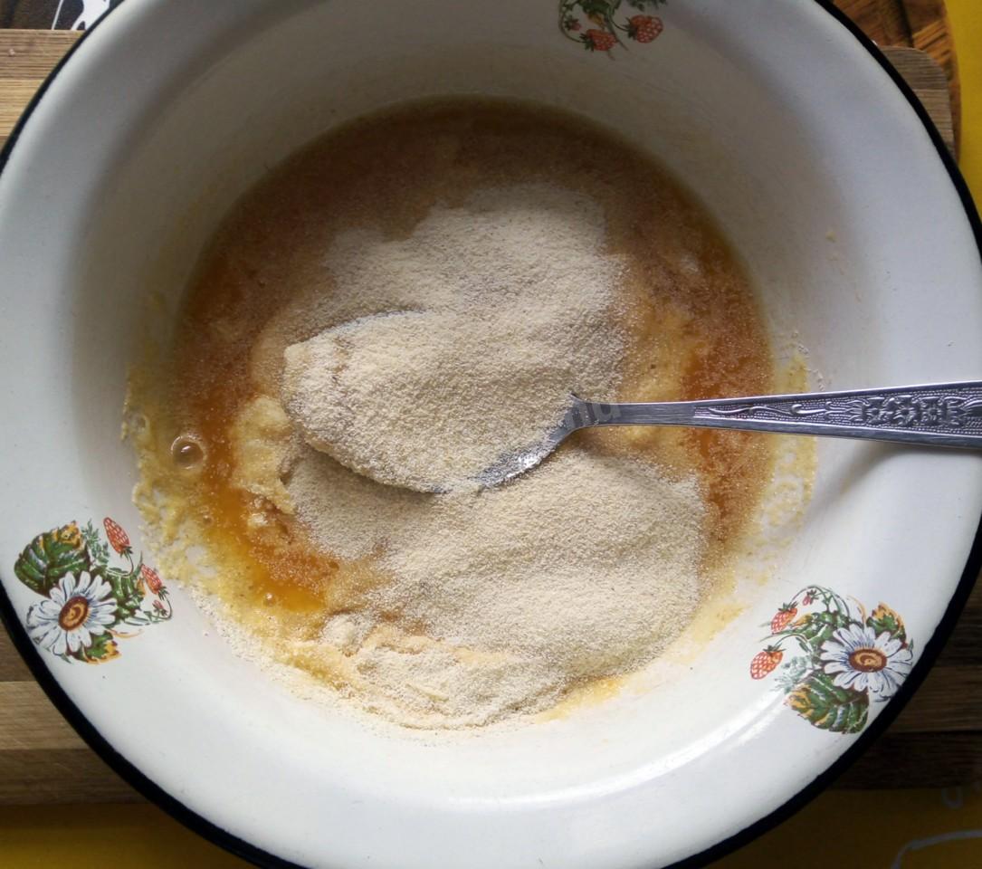 Шаг 4 приготовления Сырники на сковороде без творога