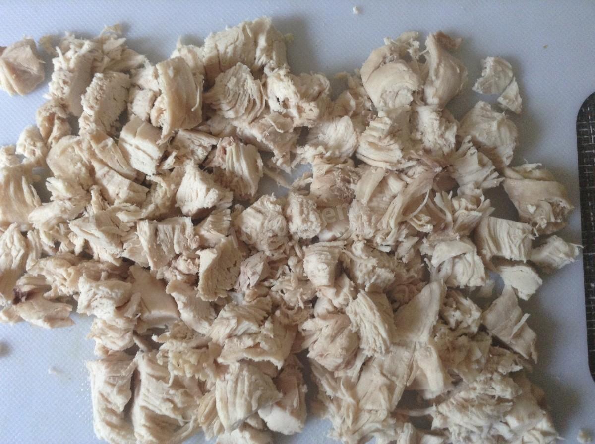 Шаг 5 приготовления Курник с картошкой и курицей из слоеного теста в духовке