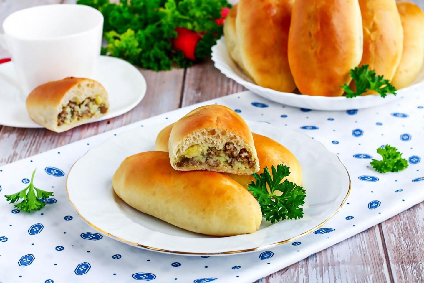 Шаг 27 приготовления Пирожки с мясом и картошкой в духовке