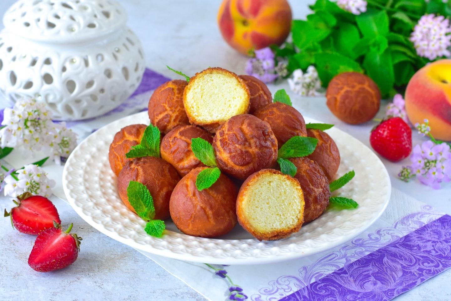 Шаг 9 приготовления Шарики из сгущенки жареные в масле